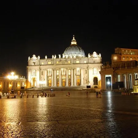 285 Vatican בית הארחה 3*